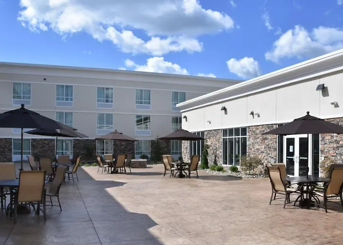 Holiday Inn Canton-Belden Village By Ihg